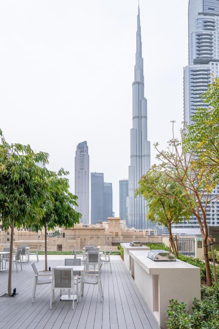 Appartamento Guestready - Fine Extravagance Near Burj Khalifa Dubai Esterno foto