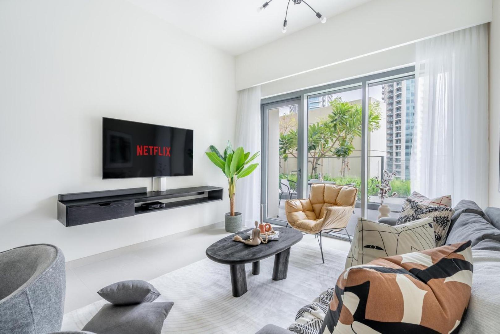 Appartamento Guestready - Fine Extravagance Near Burj Khalifa Dubai Esterno foto